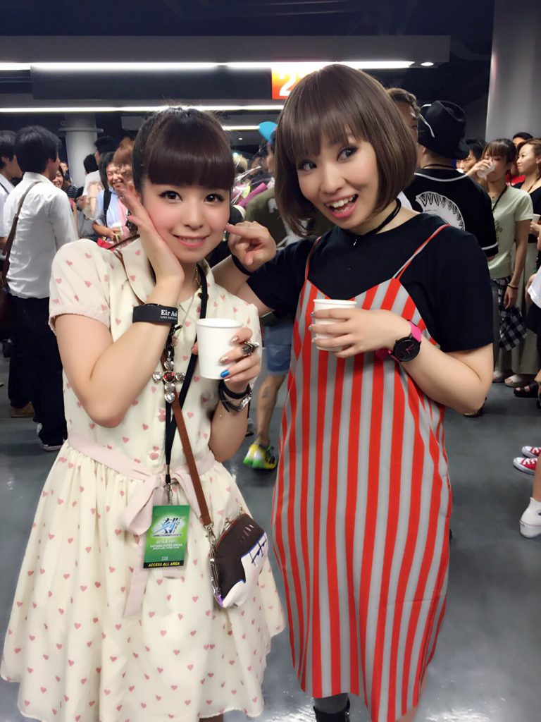 2016/8/26 アニサマ「ZAQさんと☆パフォーマンスも歌声もピアノもすごく素敵でした…!アニサマのステージでZAQさんが作ってくださったRipple Effectを歌うことが出来て嬉しかったです。歌詞の一つ一つが、私に勇気をくれました。」